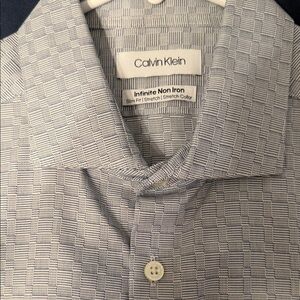 Calvin Klein Men's Gray Patterned Dress Shirt